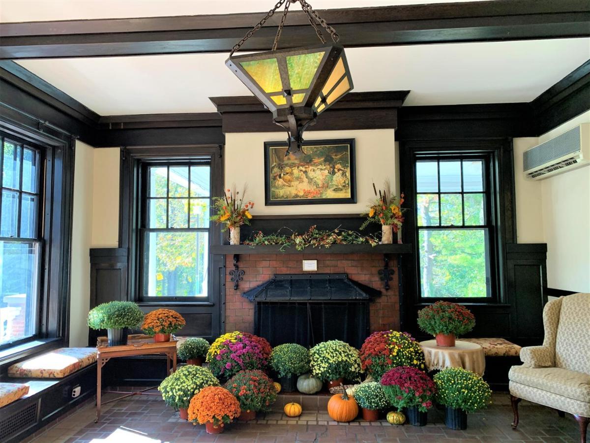 Mercersburg Inn エクステリア 写真