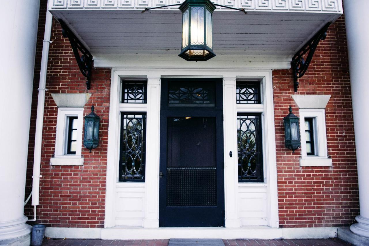 Mercersburg Inn エクステリア 写真