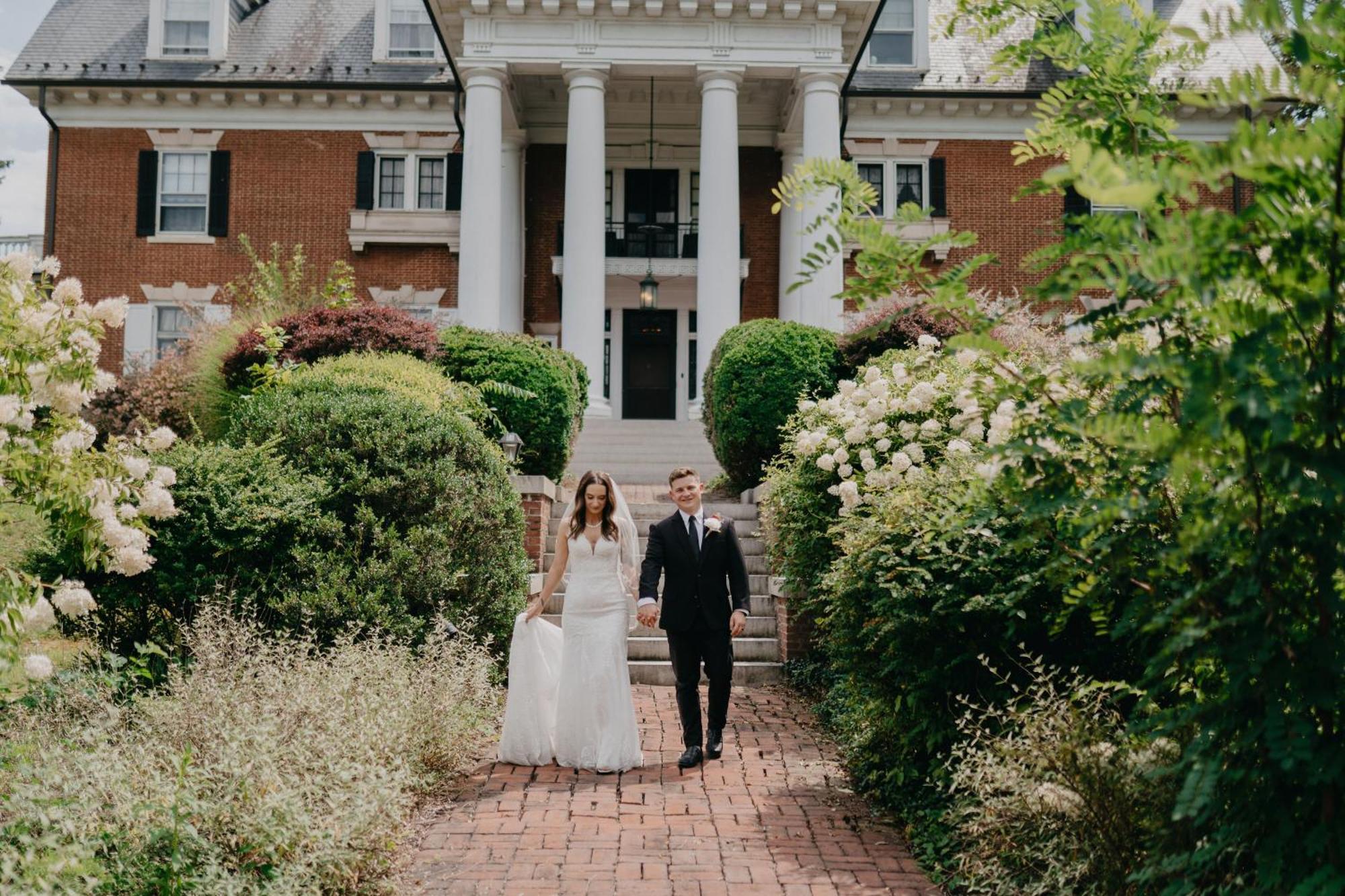 Mercersburg Inn エクステリア 写真