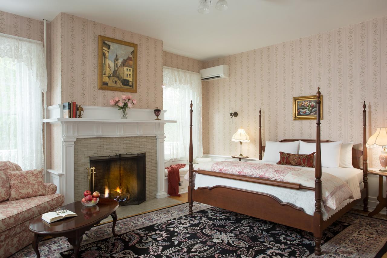 Mercersburg Inn エクステリア 写真