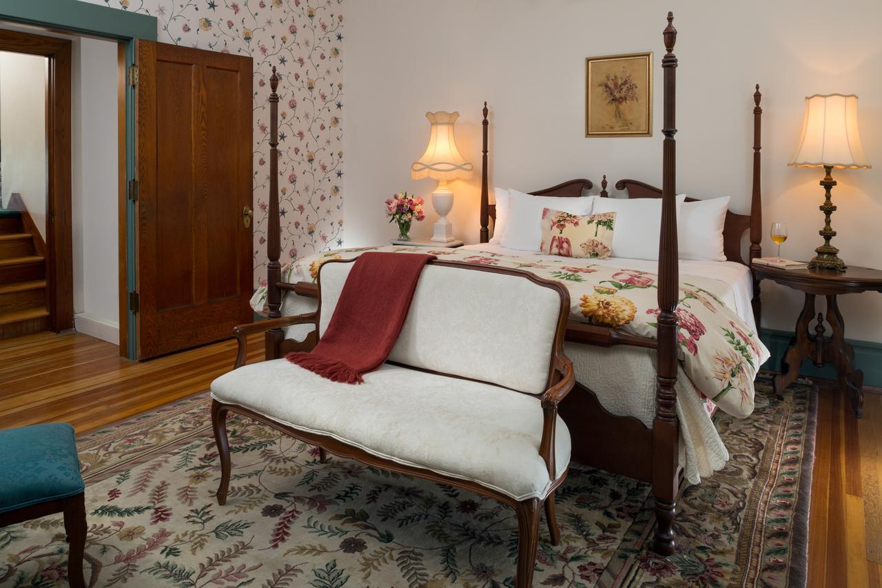Mercersburg Inn エクステリア 写真