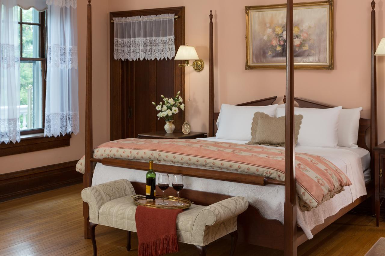 Mercersburg Inn エクステリア 写真