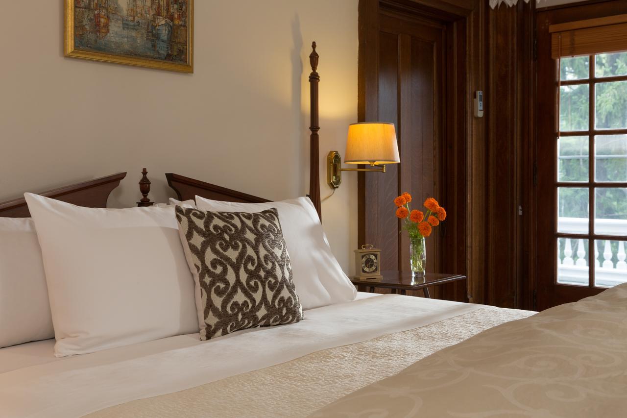 Mercersburg Inn エクステリア 写真